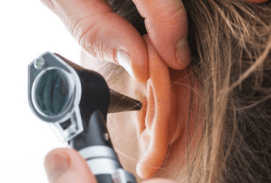 Ear Syringing Augiologist Inspection